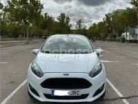 Usado Ford Fiesta Trend 82 CV (60 kW) 2016 Blanco Utilitario