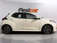 Occasion Toyota Yaris Hybrid Style 116 PK (85 kW) 2022 Wit Sedan