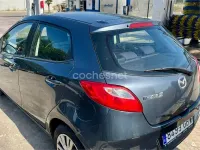 Usado Mazda 2 Active 68 CV (50 kW) 2008 Negro Utilitario