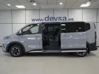 Usado Ford Tourneo Active 170 CV (125 kW) 2026 Gris / plata Monovolumen