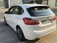 Usado BMW 218 150 CV (110 kW) 2015 Blanco Familiar