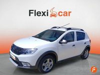 Usado Dacia Sandero Comfort 90 CV (66 kW) 2018 Blanco Utilitario
