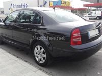 Usado Skoda Superb Classic 140 CV (102 kW) 2007 Negro Berlina