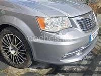 Usado Lancia Voyager Platinum 177 CV (130 kW) 2014 Gris / plata Monovolumen