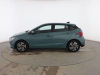 Usado Hyundai i20 101 CV (74 kW) 2024 Verde Berlina