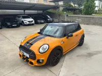 Usado Mini Cooper S 192 CV (141 kW) 2017 Naranja Utilitario