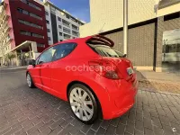 Usado Peugeot 207 GT 110 CV (80 kW) 2007 Rojo Berlina