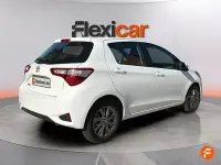 Usado Toyota Yaris Active 69 CV (50 kW) 2019 Blanco