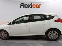 Usado Ford Focus 125 CV (91 kW) 2015 Blanco Berlina