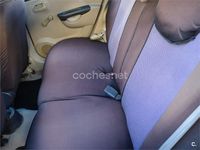 Usado Kia Picanto LX 65 CV (47 kW) 2005 Granate Utilitario