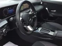 Usado Mercedes CLA250e 218 CV (160 kW) 2025 Gris / plata Berlina