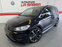 Usado VW Touran R-line 150 CV (110 kW) 2017 Negro Monovolumen