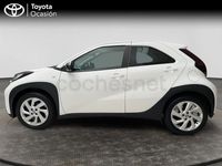 Usado Toyota Aygo X Play 72 CV (52 kW) 2025 Blanco SUV