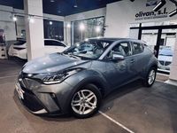 Usado Toyota C-HR Active 122 CV (89 kW) 2022 Gris / plata SUV