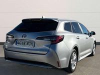 Usado Toyota Corolla Active 122 CV (89 kW) 2023 Plateado Familiar