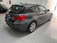 Usado BMW 118 Comfort Edition 150 CV (110 kW) 2016 Gris / plata Utilitario