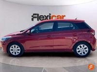 Usado Hyundai i20 84 CV (61 kW) 2018 Rojo Utilitario