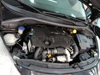 Usado Peugeot 207 92 CV (67 kW) 2010 Negro Familiar
