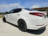 Usado Kia Optima 190 CV (139 kW) 2013 Blanco Berlina