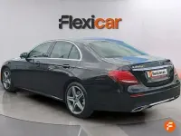 Usado Mercedes E220 194 CV (142 kW) 2019 Azul Berlina