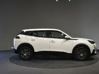 Usado Peugeot 2008 Active 110 CV (80 kW) 2022 Blanco SUV