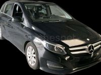 Usado Mercedes B180 109 CV (80 kW) 2017 Negro Monovolumen