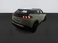 Usado Peugeot 2008 Allure 110 CV (80 kW) 2022 Blanco SUV