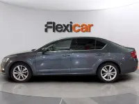 Usado Skoda Octavia Ambition 150 CV (110 kW) 2018 Gris Berlina