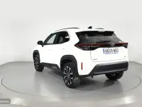 Usado Toyota Yaris Cross Active 130 CV (95 kW) 2025 Blanco SUV