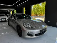 Usado Porsche Panamera Platinum Edition 299 CV (219 kW) 2012 Gris / plata Utilitario