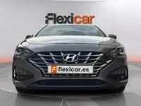 Usado Hyundai i30 110 CV (80 kW) 2023 Marrón Berlina