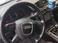 Usado Audi A4 130 CV (95 kW) 2006 Azul Berlina