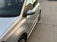 Usado VW Polo Edition 75 CV (55 kW) 2015 Gris / plata Berlina
