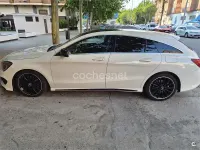 Usado Mercedes CLA220 Shooting Brake AMG line 177 CV (130 kW) 2015 Verde Familiar