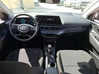 Usado Hyundai i20 100 CV (73 kW) 2025 Blanco atlas Utilitario