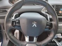 Usado Peugeot 308 GT-line 130 CV (95 kW) 2018 Azul Berlina