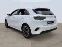 Usado Kia Ceed Style 100 CV (73 kW) 2025 Blanco Utilitario