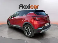 Usado Renault Captur Techno 140 CV (102 kW) 2023 Rojo SUV