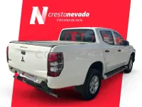 Usado Mitsubishi L200 150 CV (110 kW) 2022 Blanco Pickup/Camioneta