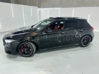 Usado Mercedes A45 AMG 421 CV (309 kW) 2022 Negro Utilitario