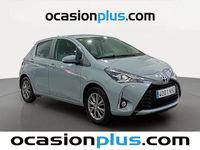 Usado Toyota Yaris Active 69 CV (50 kW) 2018 Gris Utilitario