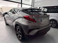 Usado Toyota C-HR Advance 122 CV (89 kW) 2019 Gris SUV