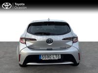 Usado Toyota Corolla Active 122 CV (89 kW) 2021 Gris / plata Berlina