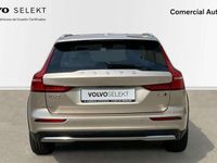Usado Volvo V60 CC Core 197 CV (144 kW) 2023 Familiar