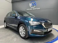 Usado Skoda Scala Ambition 95 CV (69 kW) 2021 Azul Utilitario