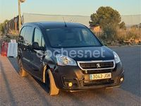 Usado Peugeot Partner Tepee Access 100 CV (73 kW) 2016 Negro Monovolumen