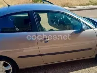 Usado Seat Ibiza 100 CV (73 kW) 2005 Gris / plata Utilitario
