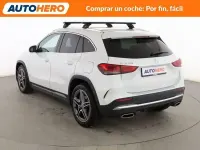 Usado Mercedes GLA180 AMG line 136 CV (100 kW) 2021 Blanco SUV