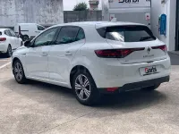 Usado Renault Mégane IV Zen 160 CV (117 kW) 2022 Blanco Berlina