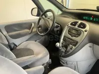 Usado Citroën Xsara Picasso 110 CV (80 kW) 2010 Beige Monovolumen
